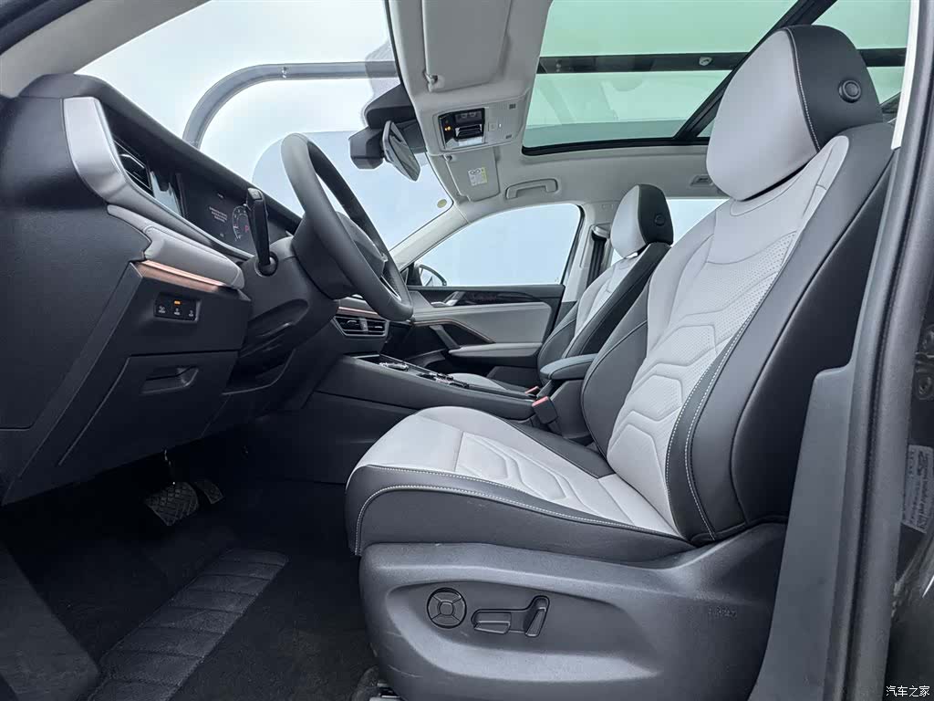 Volkswagen Tayron, 2025 13