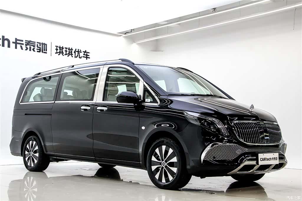 Mercedes-Benz 7, 2024 11