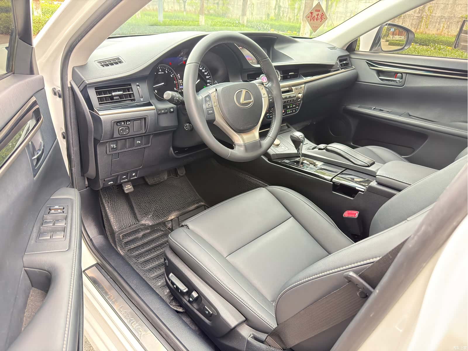 Lexus ES, 2014 6