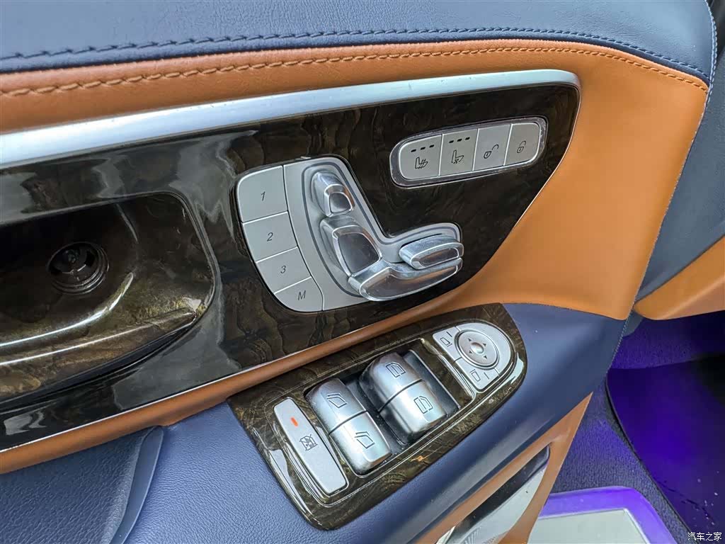 Mercedes-Benz 7, 2023 31