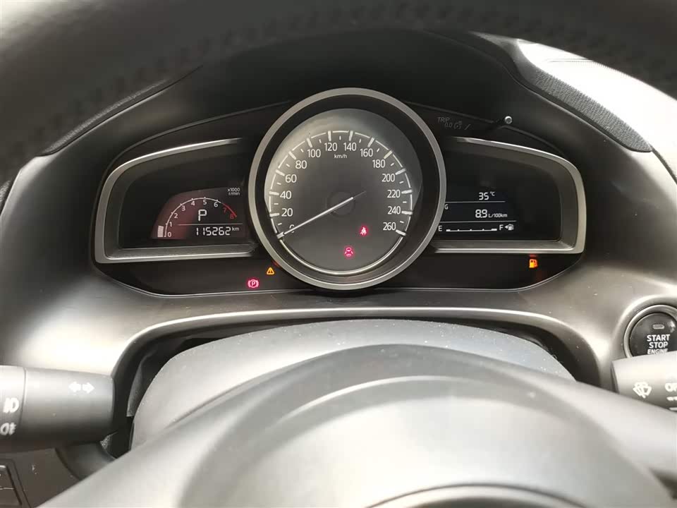 Mazda 3 Angkesaila