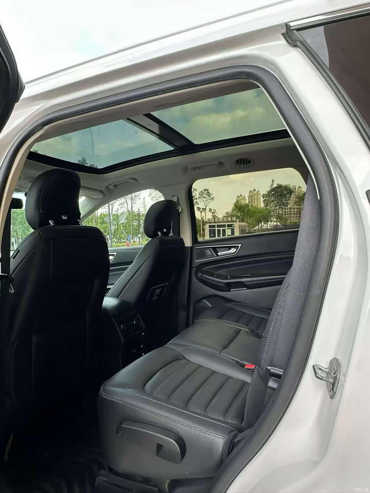 Ford Edge, 2019 9