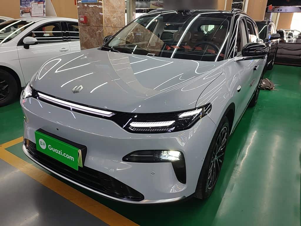 Leapmotor C11