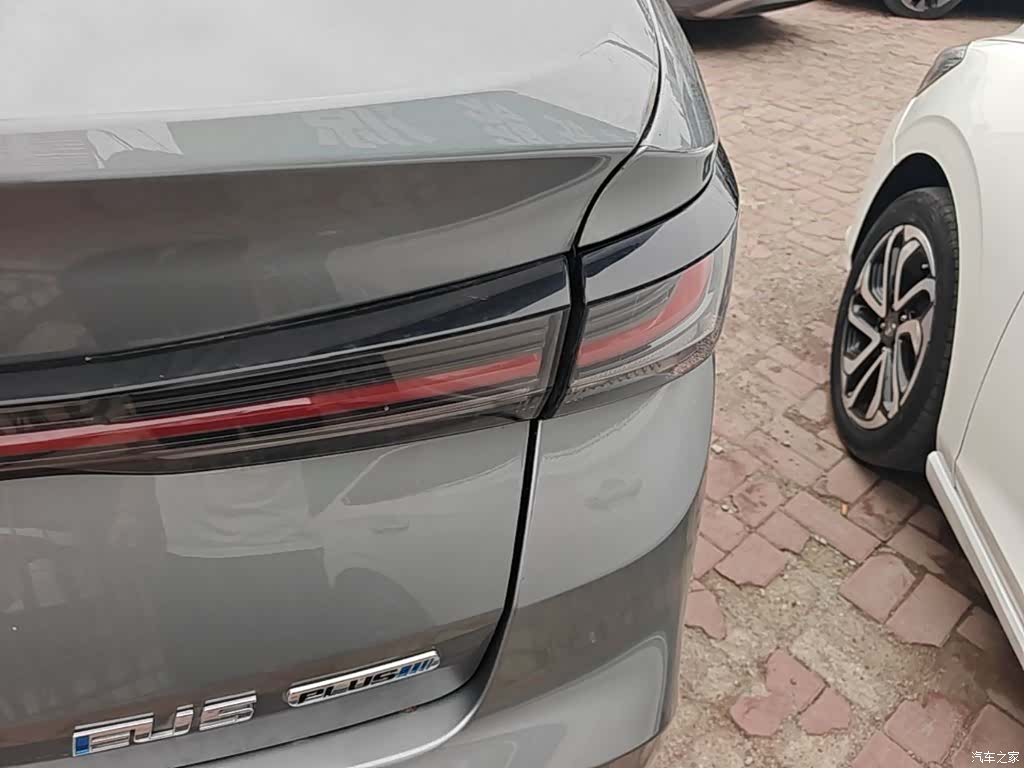 BAIC EU5, 2024 8