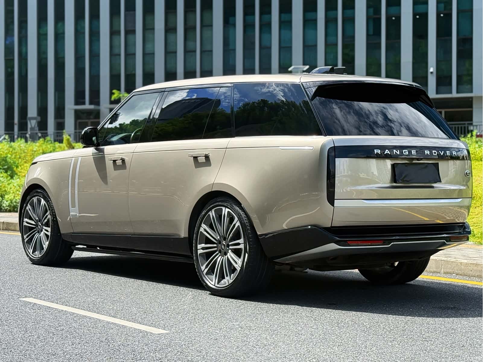 Land Rover Range Rover, 2024 7