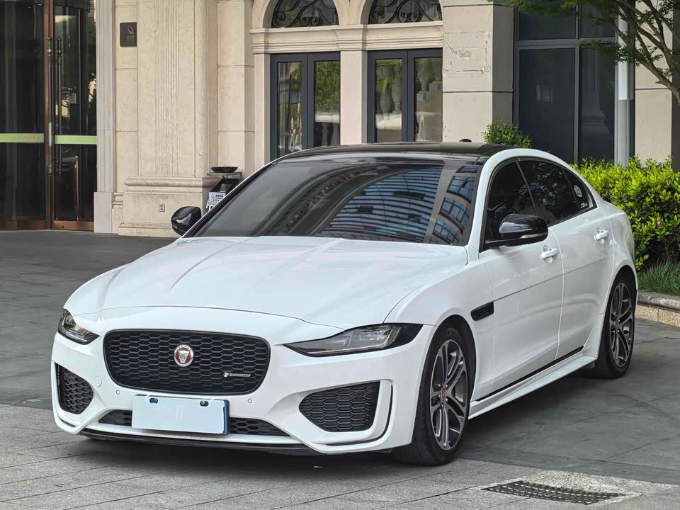 Jaguar XEL