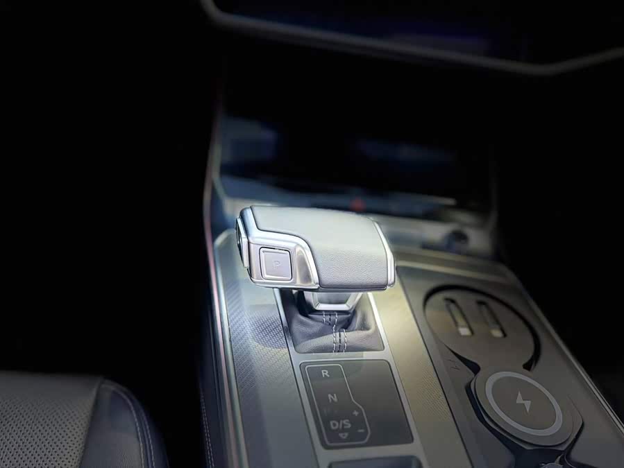 Audi A6 (imported) 2025, фото 10