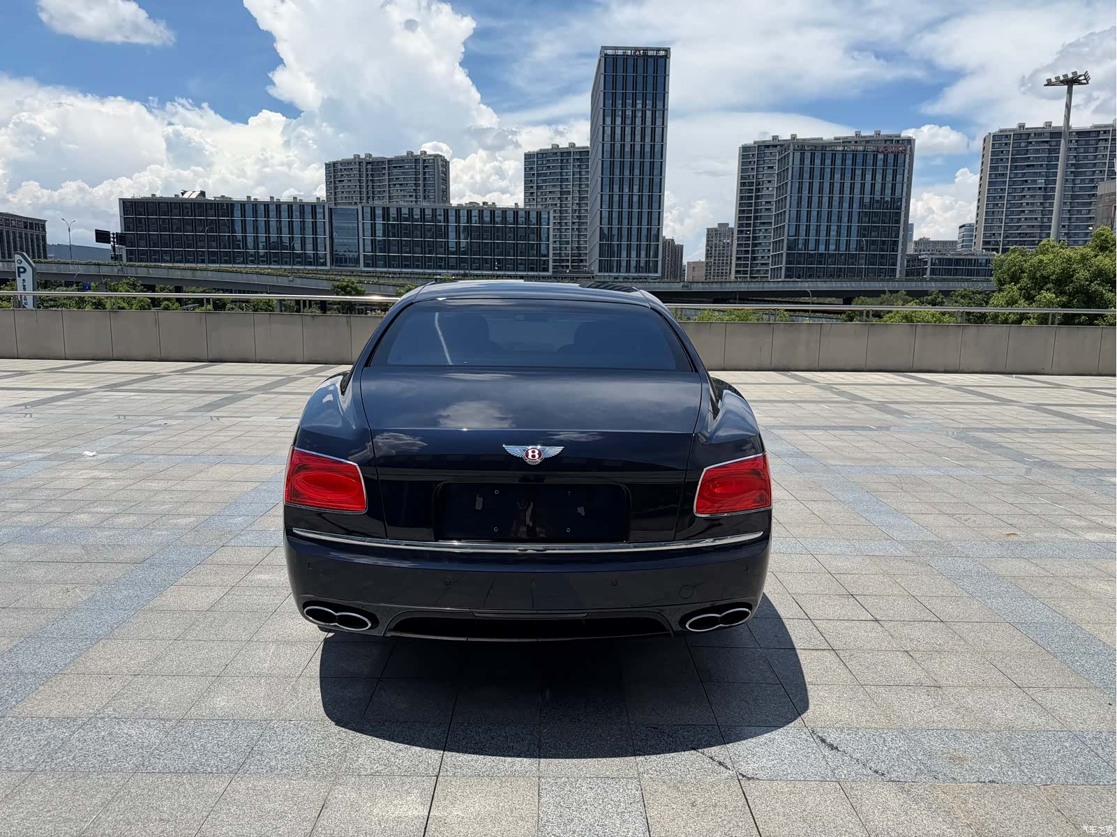 Bentley Flying Spur, 2018 4