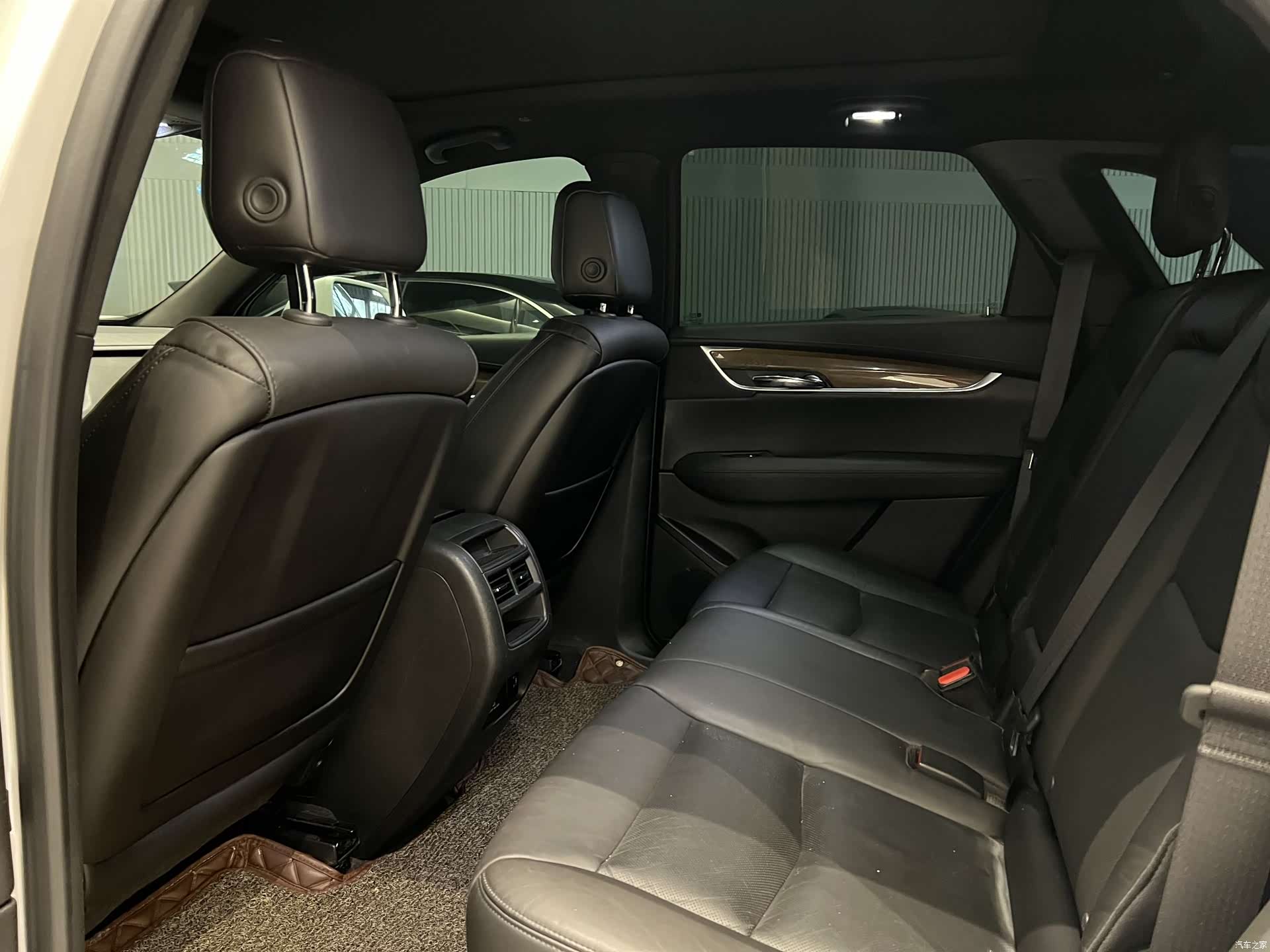Cadillac XT5, 2017 6