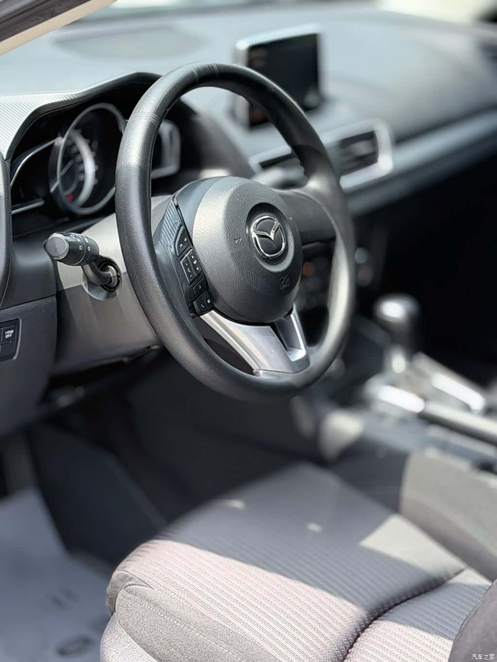 Mazda Mazda3, 2016 15