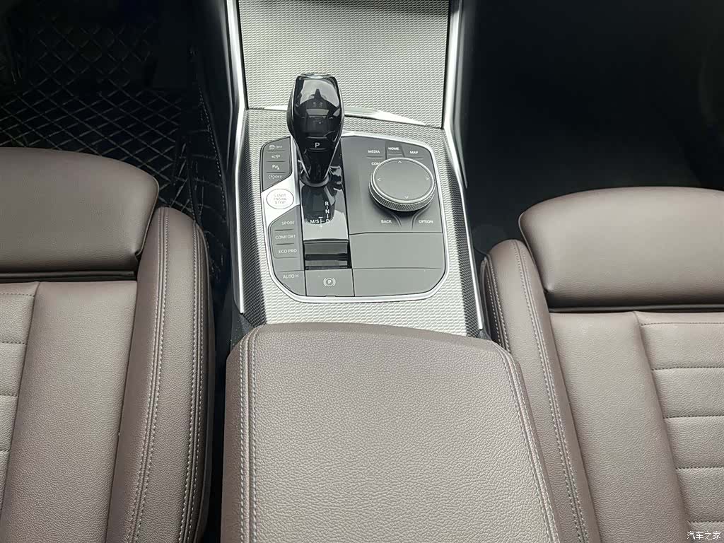 BMW 3 Series, 2020 24