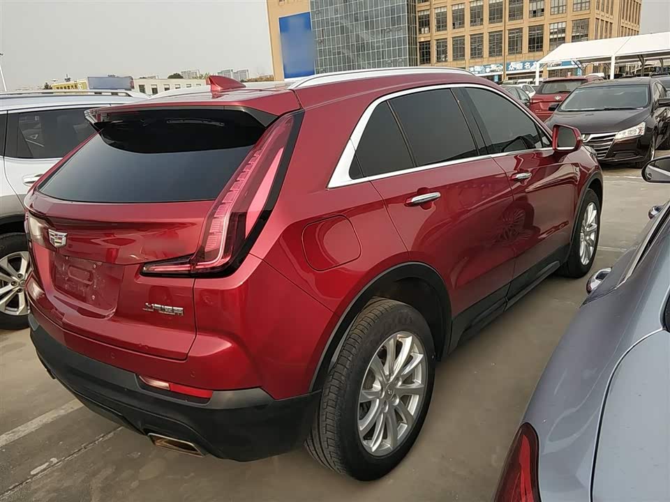 Cadillac XT4