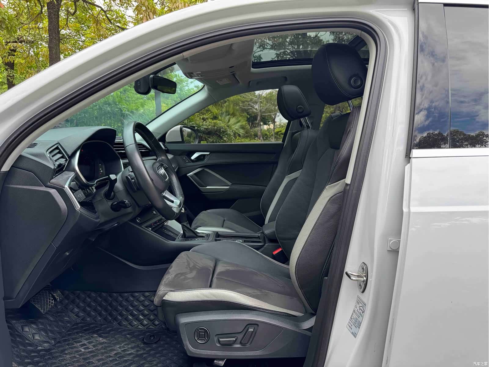 Audi Q3, 2023 9