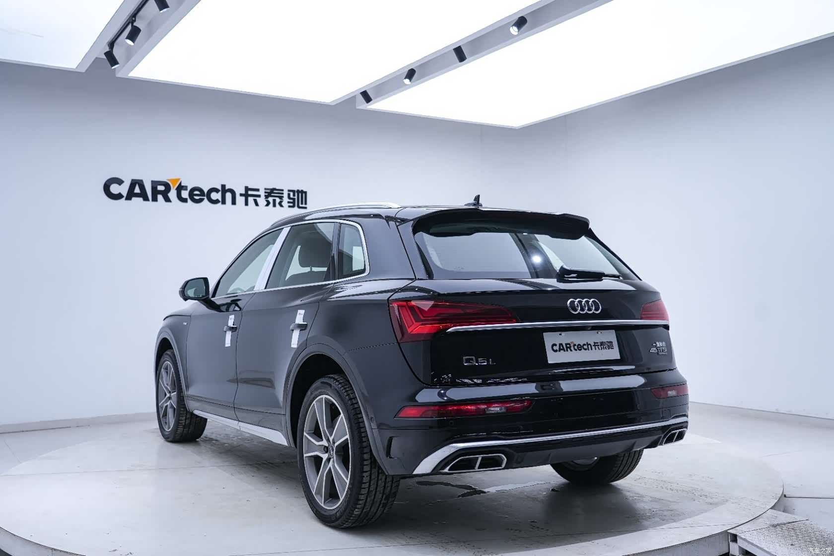 Audi Q5L, 2021 17
