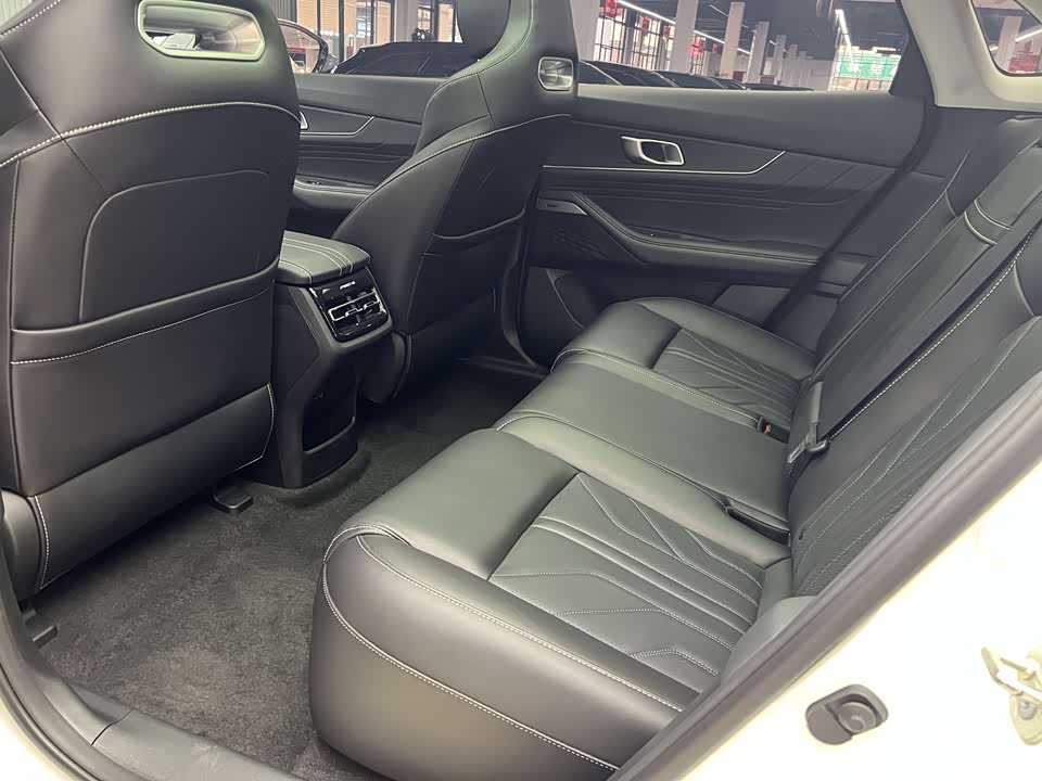 Changan UNI-K Smart iDD