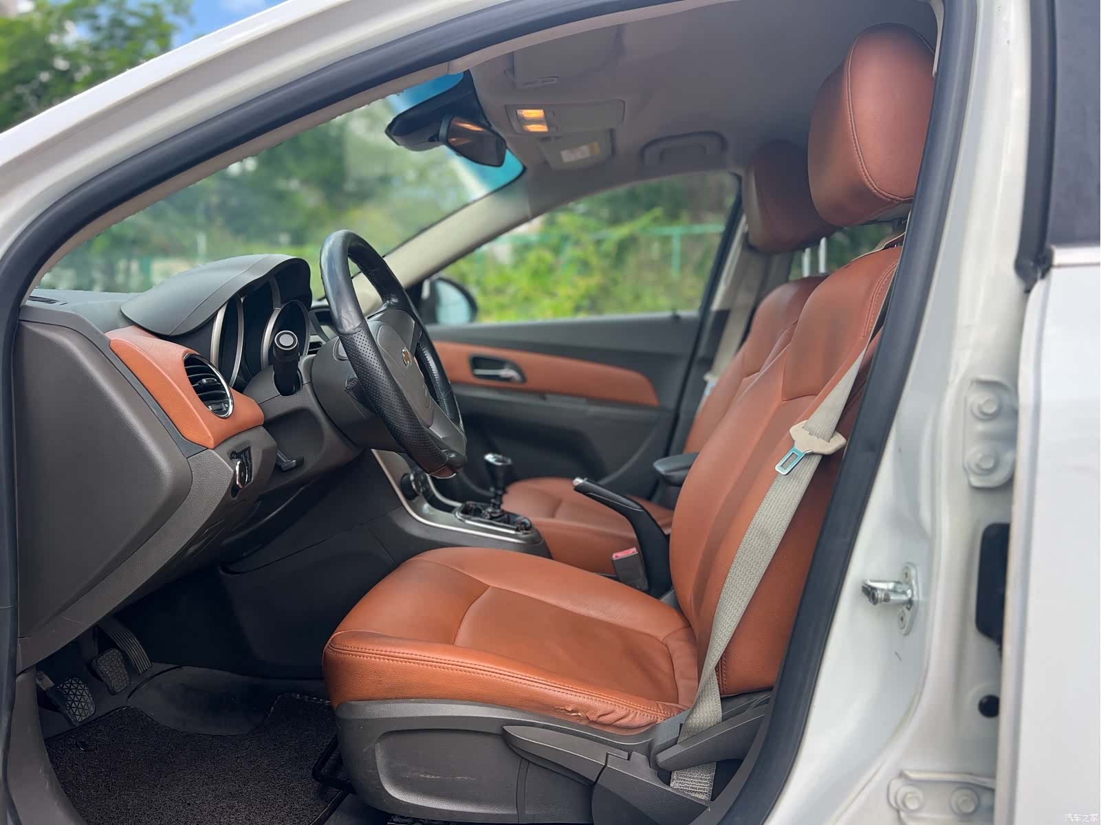Chevrolet SL, 2015 все фото