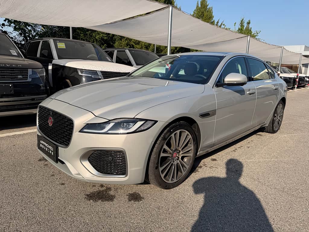 Jaguar XFL 2025 2.0T P250 Premium Luxury