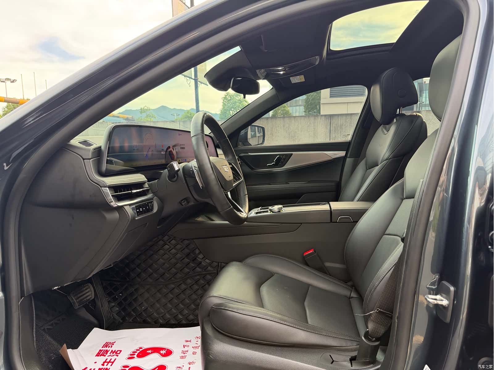 Cadillac CT6, 2023 все фото