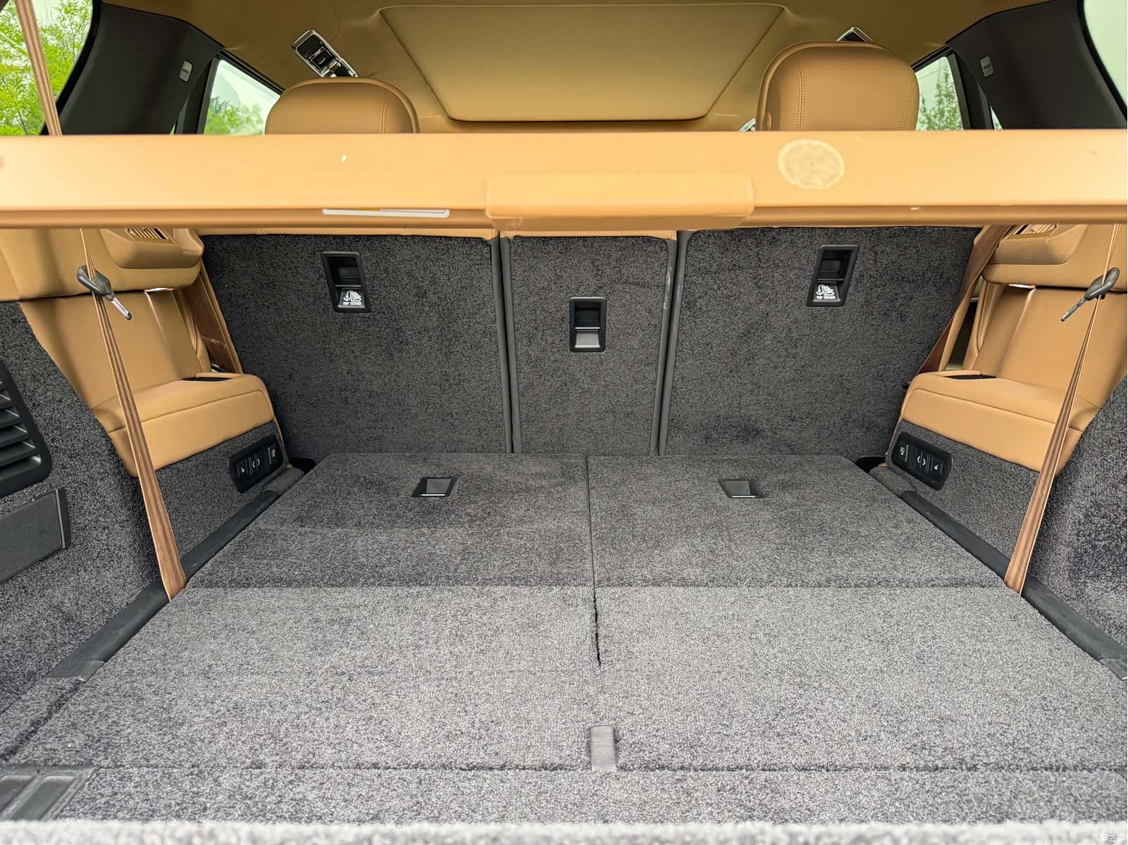 Land Rover Range Rover, 2023 16