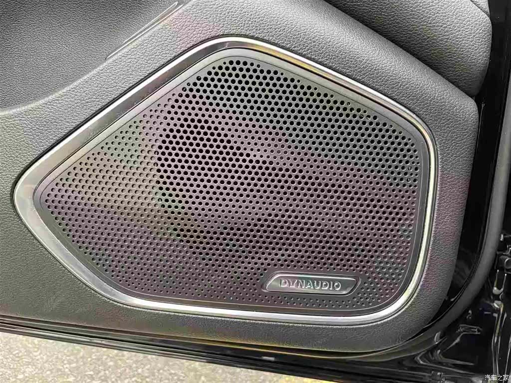 Hongqi H5, 2022 7