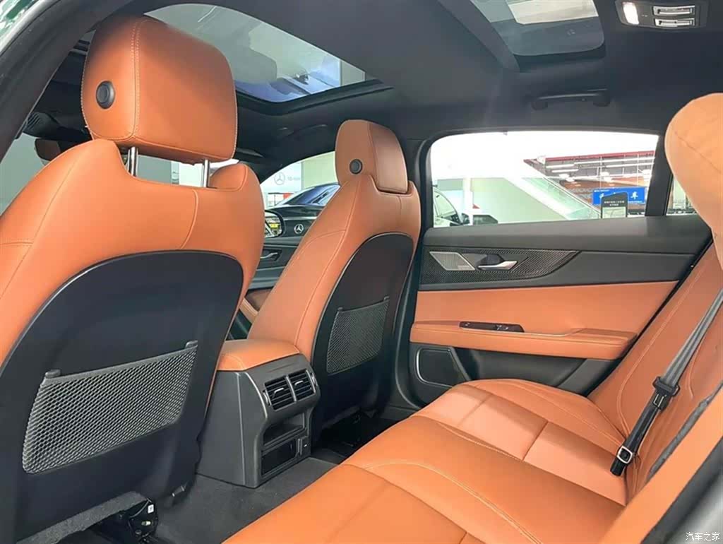 Land Rover XEL, 2022 7