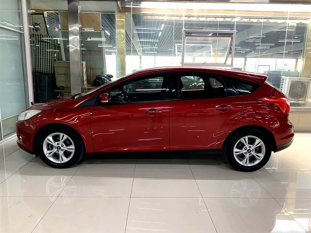 Ford Focus, 2013 3
