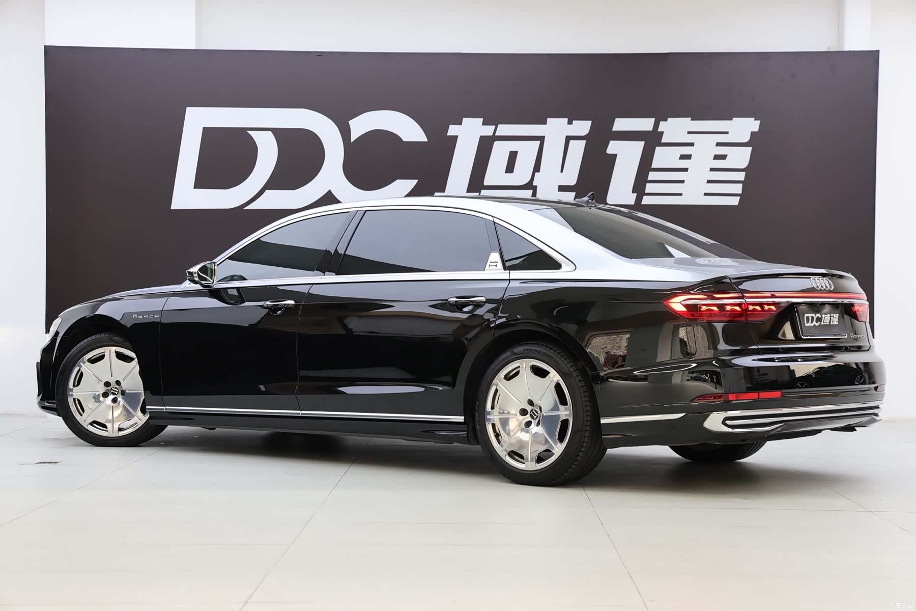 Audi A8L, 2022 6
