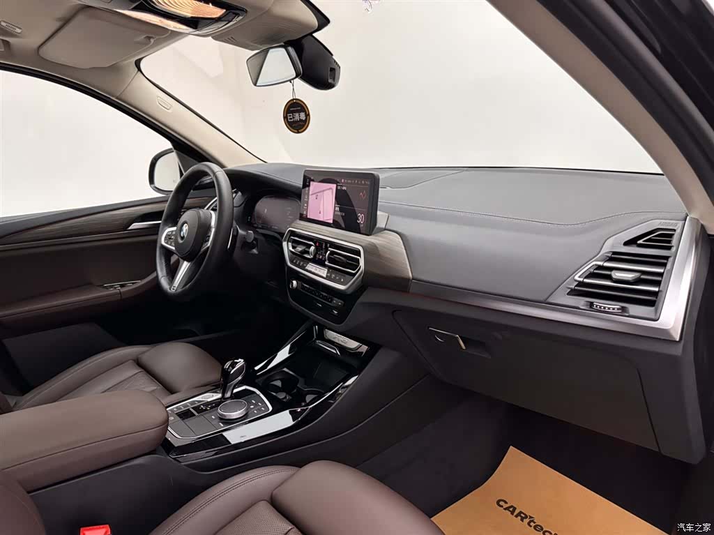 BMW X3, 2021 11