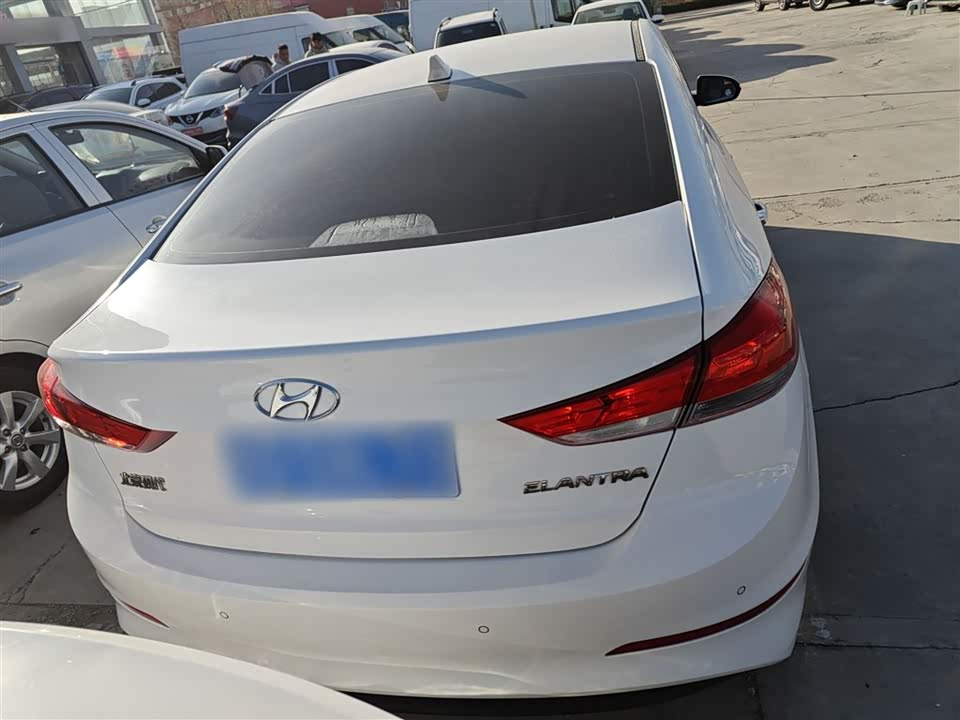 Hyundai Lead