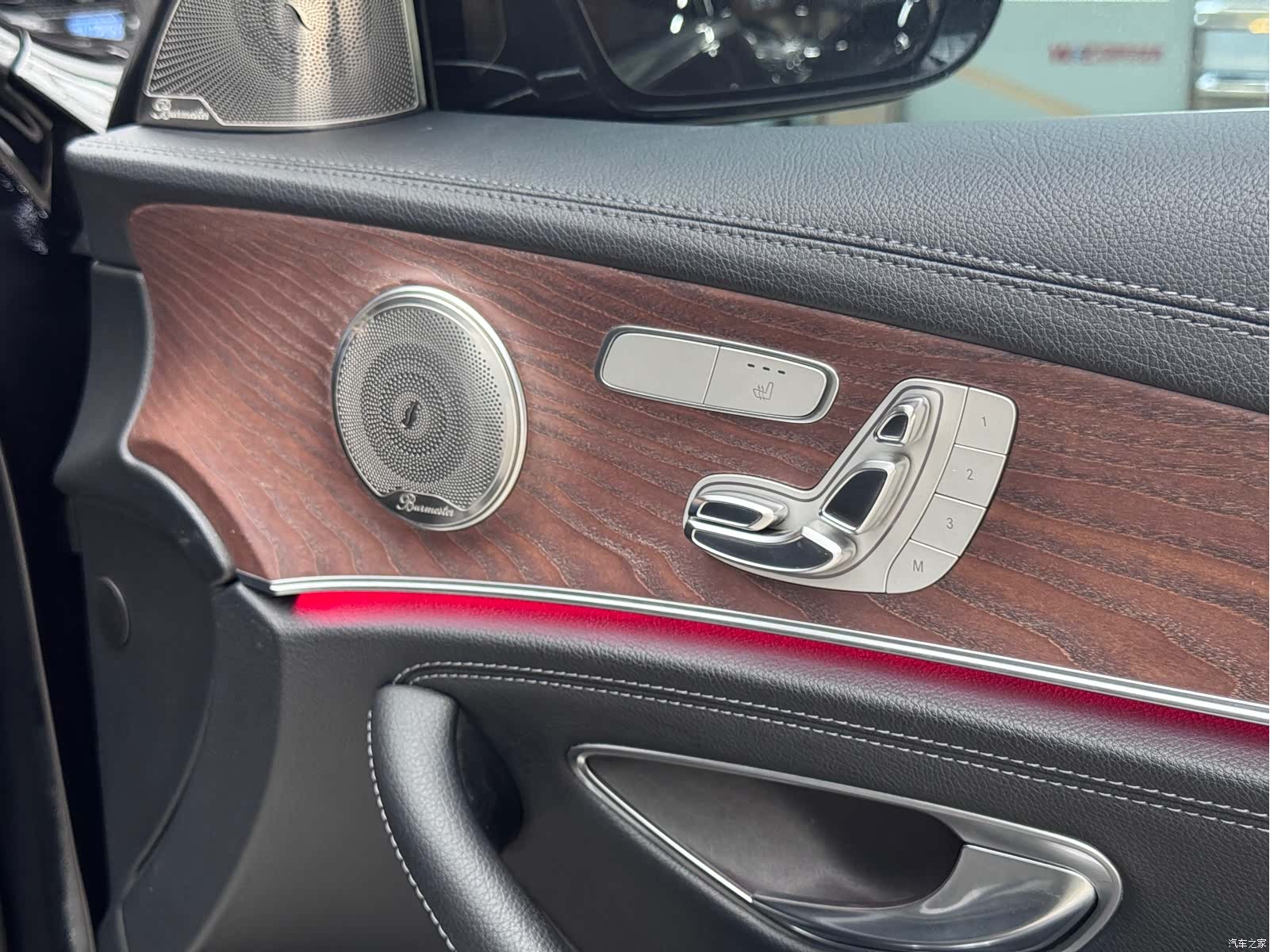 Mercedes-Benz E-Class, 2018 11