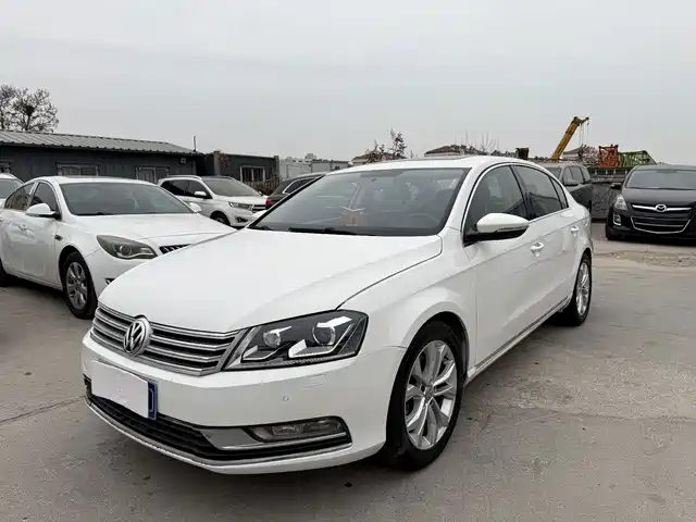 Volkswagen Magotan 2012 — купить из Китая под заказ