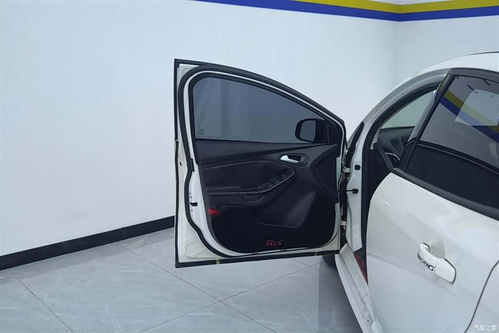 Ford Focus, 2017 7