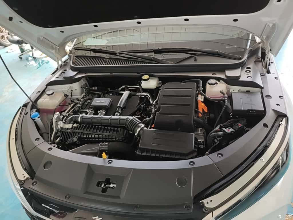 BYD Qin, 2025 16