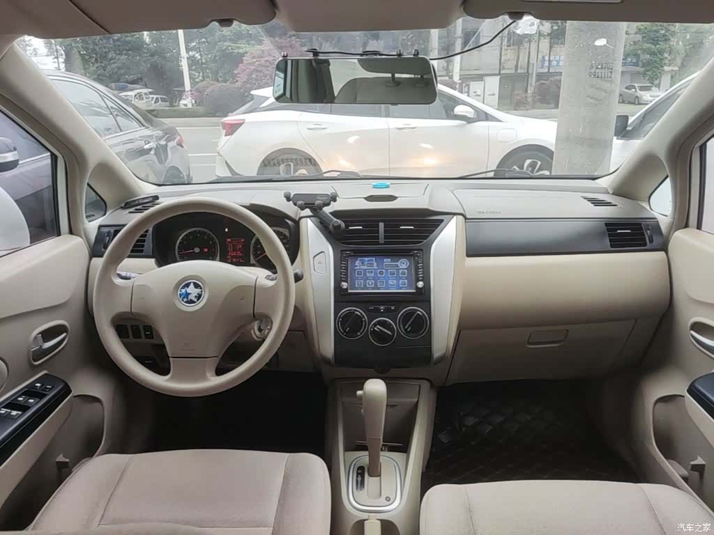 Nissan D50, 2015 10