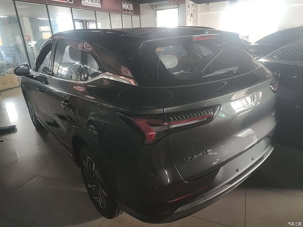 Wuling Starlight, 2025 все фото