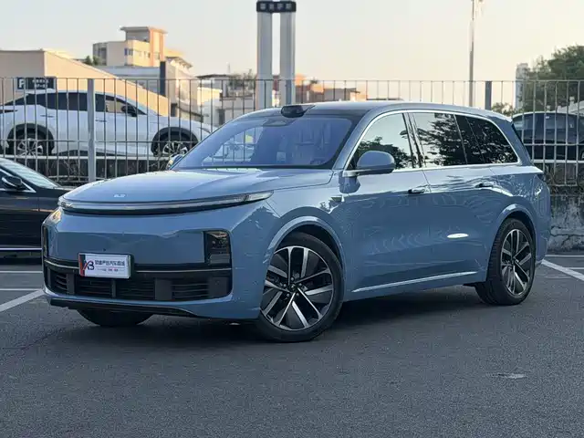 Li Auto L9 2023 — купить из Китая под заказ