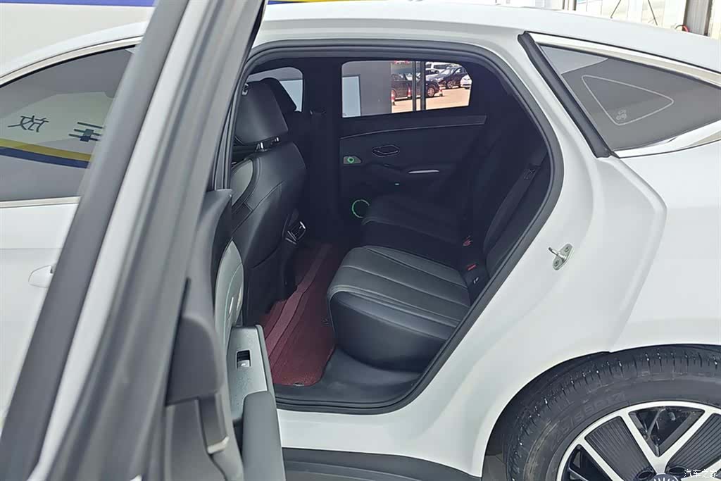 BYD Qin, 2025 11