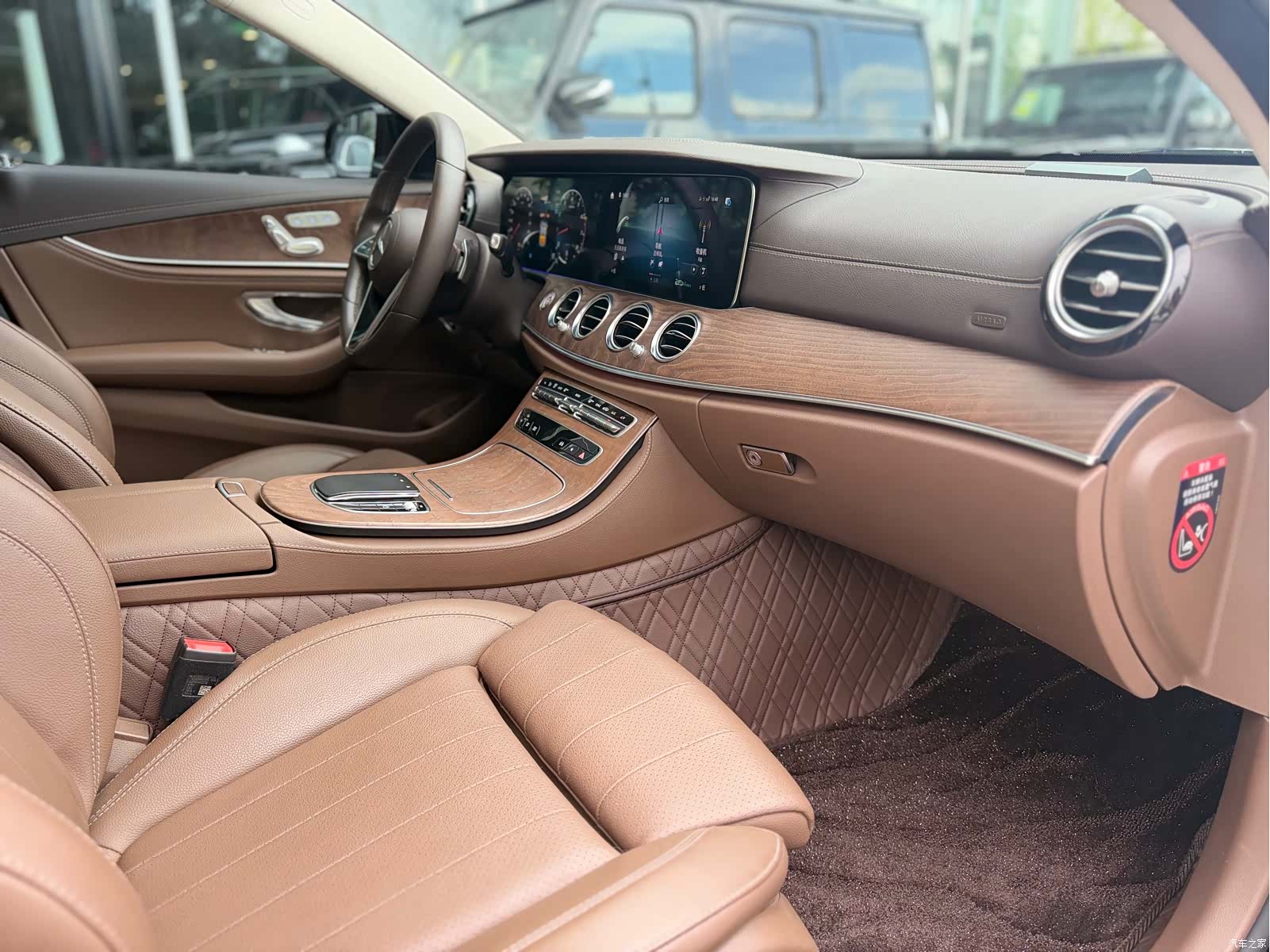 Mercedes-Benz E-Class, 2023 24