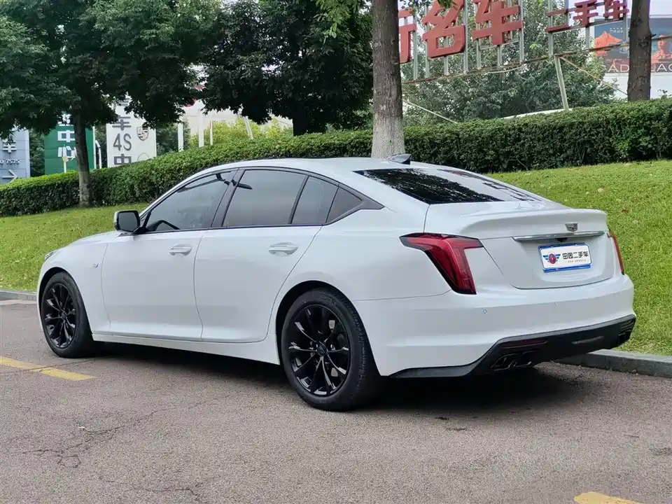 Cadillac CT5