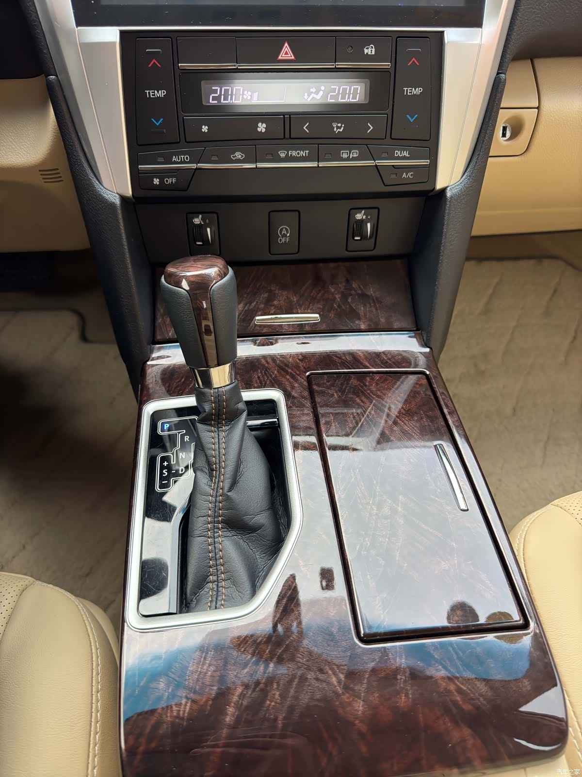 Toyota Camry, 2017 26