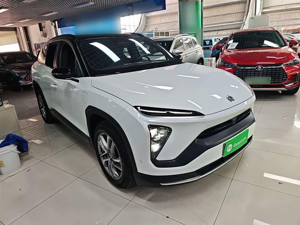 NIO ES6