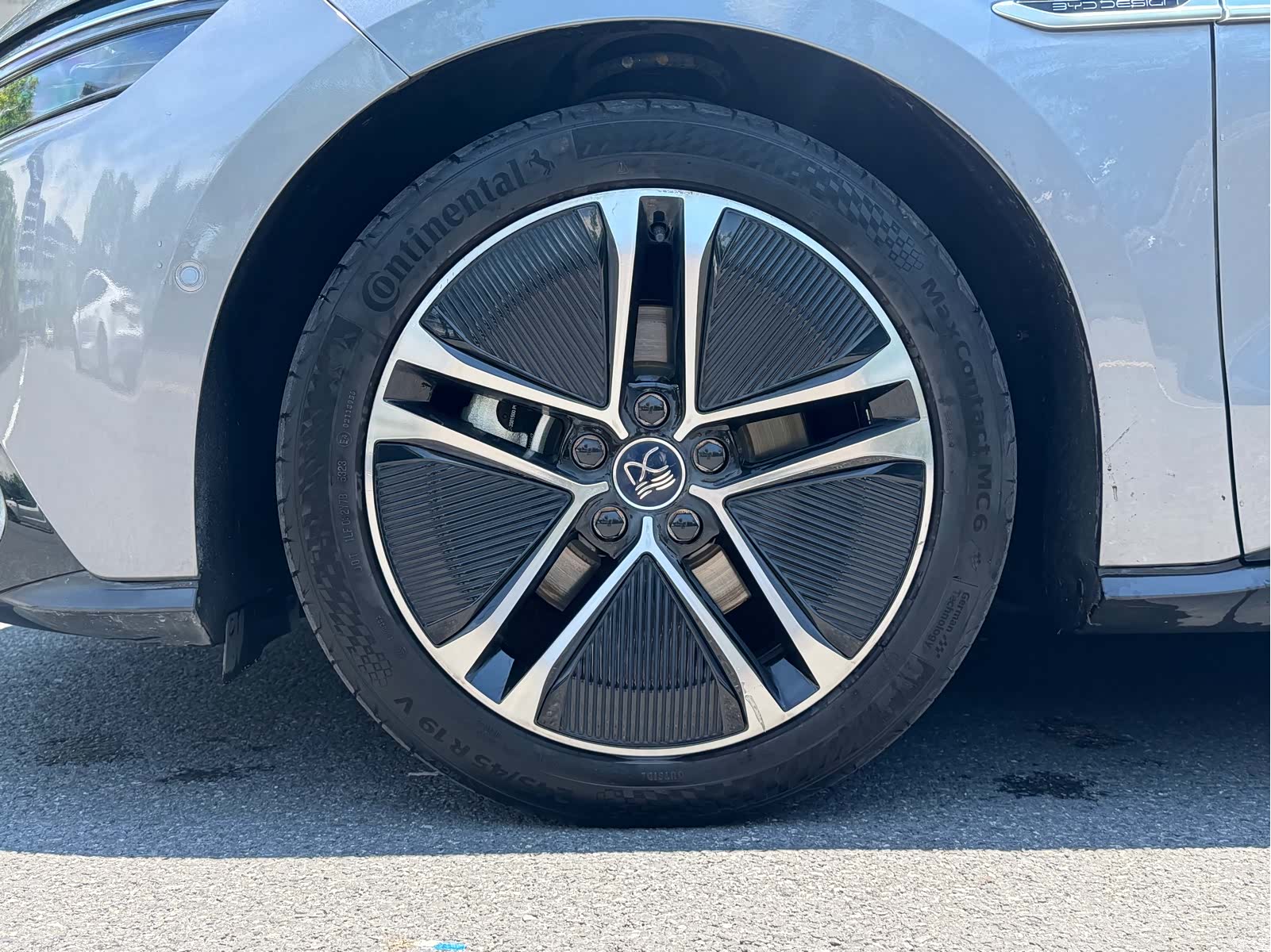 BYD Han, 2022 21