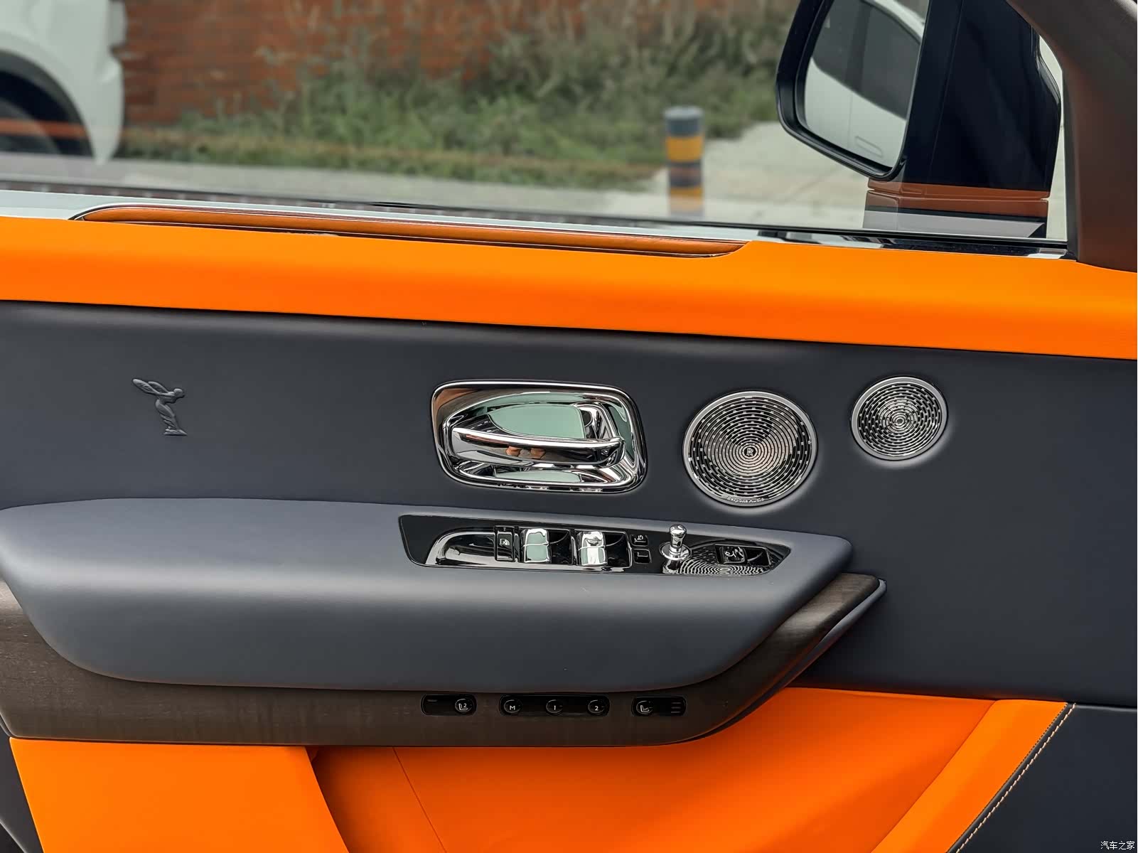 Rolls-Royce Cullinan, 2023 9