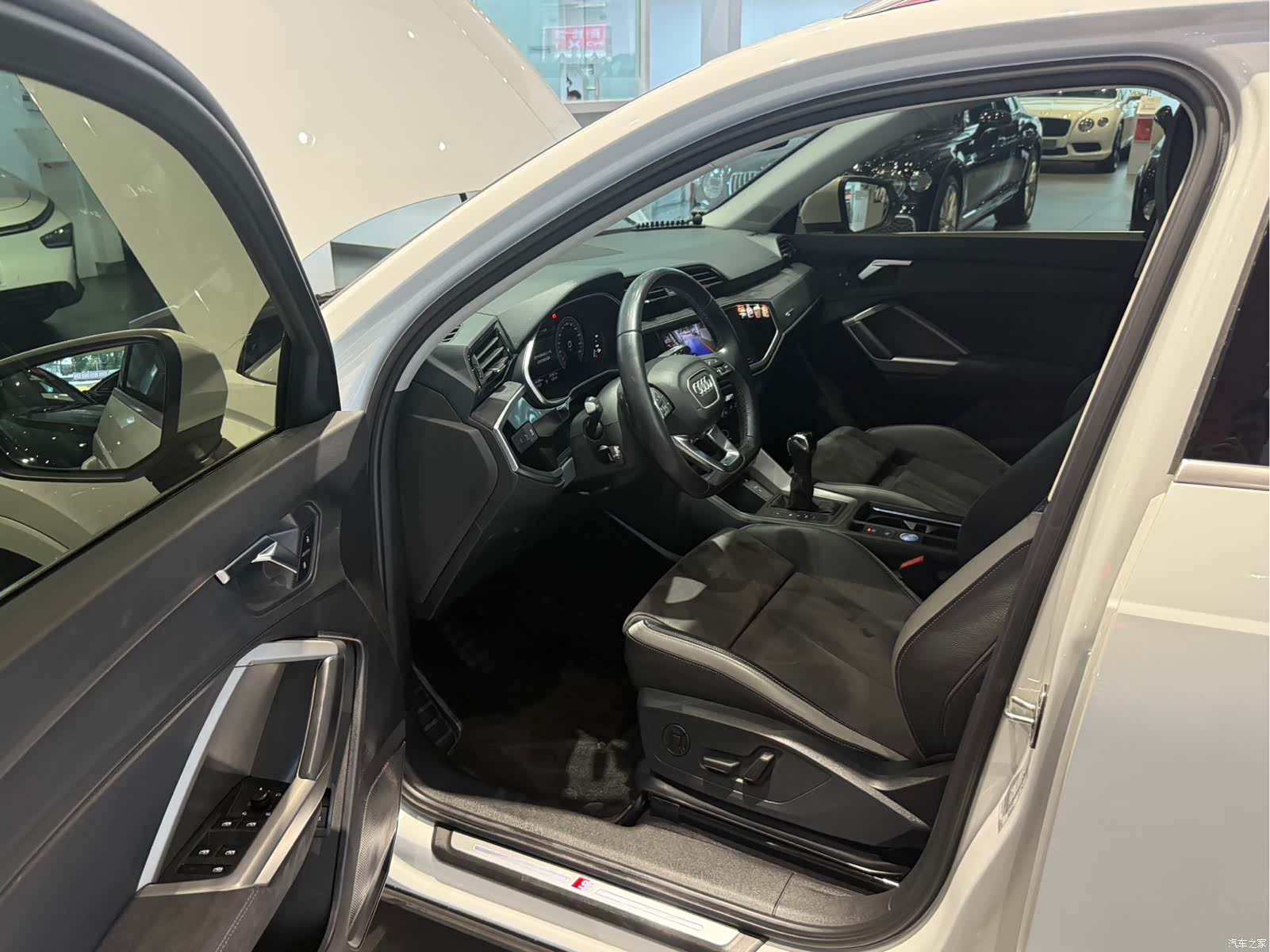 Audi Q3, 2022 7