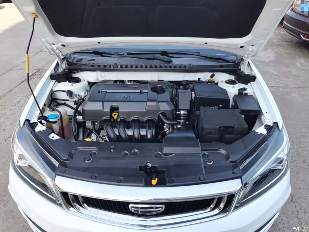 Geely Emgrand, 2020 16