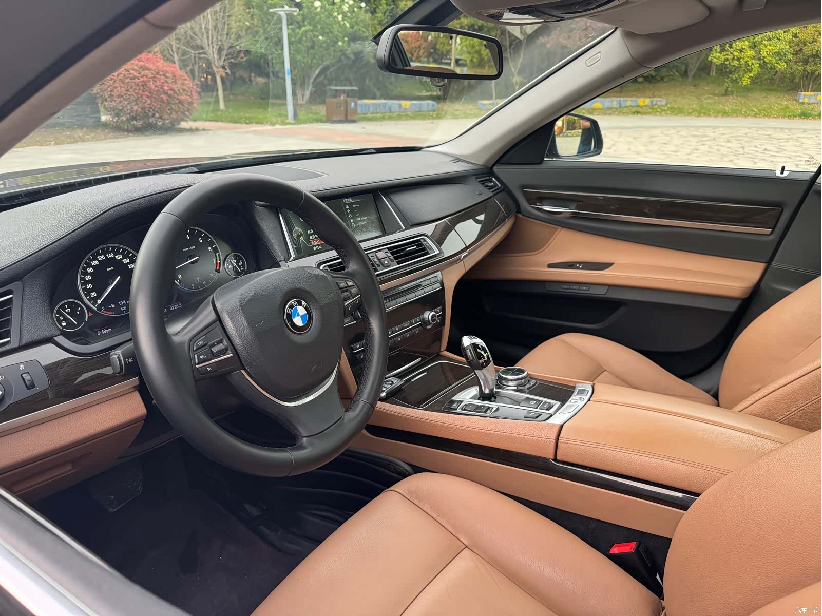 BMW 7 Series, 2014 10