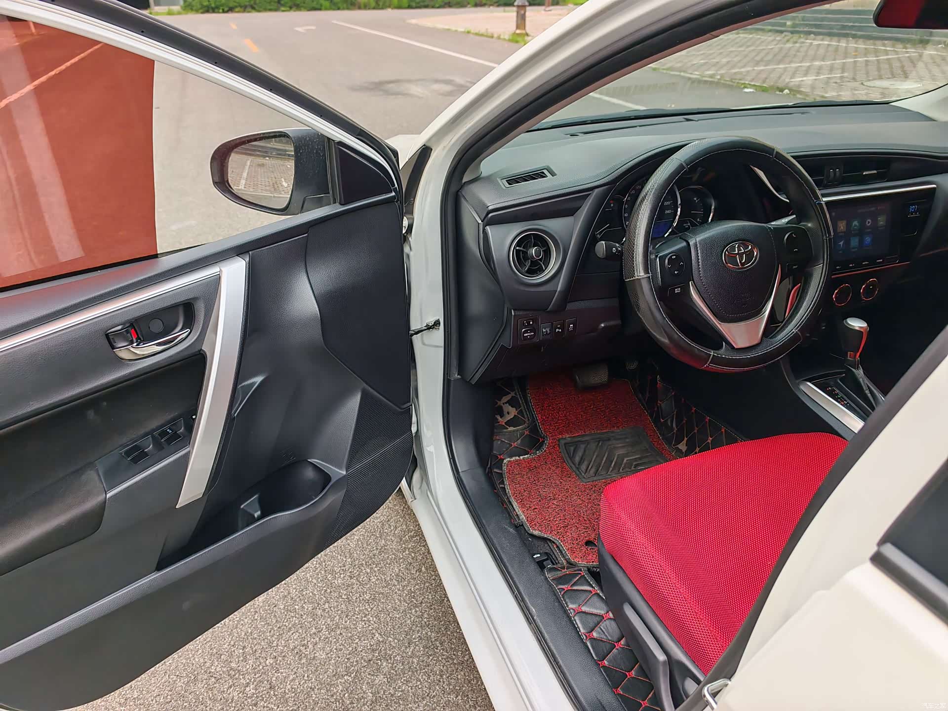 Toyota Levin, 2018 все фото