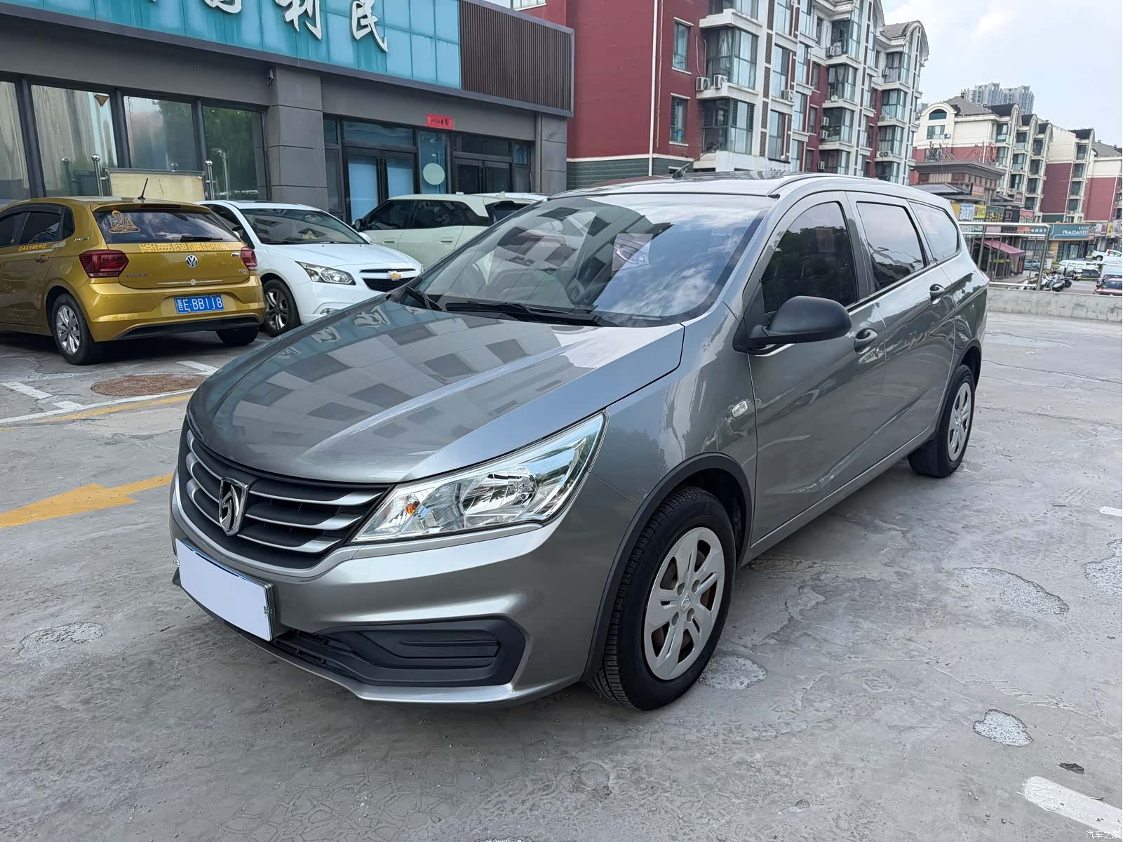 Wuling 310W, 2018 1