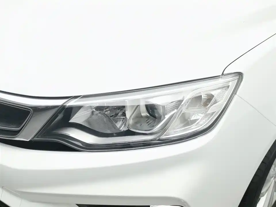 Geely Vision