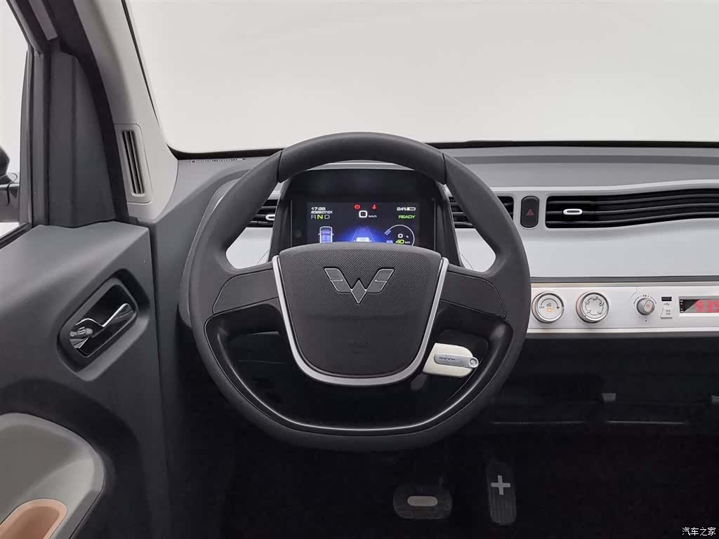 Wuling MINIEV, 2023 11